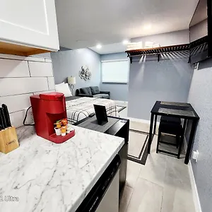 Apartment 3!, Lakeland